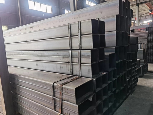35mm Rectangular Steel Pipe Q235 Ss Rectangular Tube Carbon Black Iron