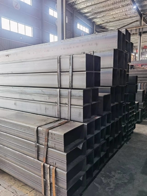 35mm Rectangular Steel Pipe Q235 Ss Rectangular Tube Carbon Black Iron