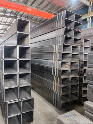 35mm Rectangular Steel Pipe Q235 Ss Rectangular Tube Carbon Black Iron